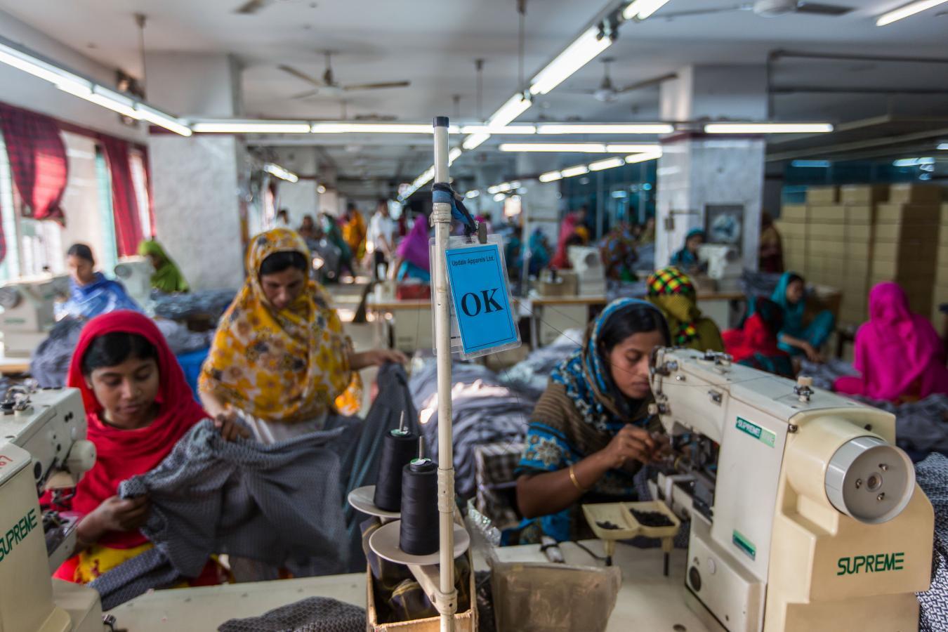 Fashion-lovers support Bangladeshi factory workers as big brands abandon contracts