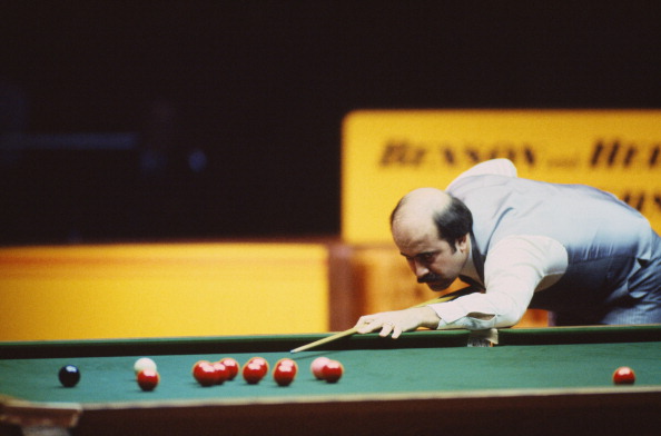 Stars pay tribute to Willie Thorne – one of snooker’s good guys