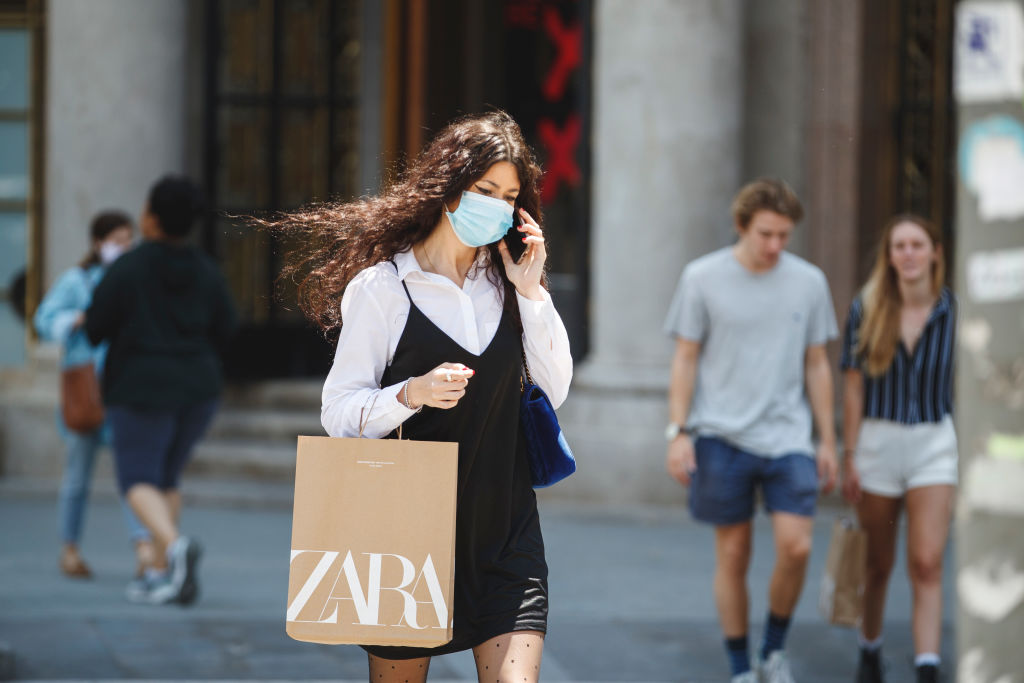 Zara owner reports first ever loss, despite soaring online sales