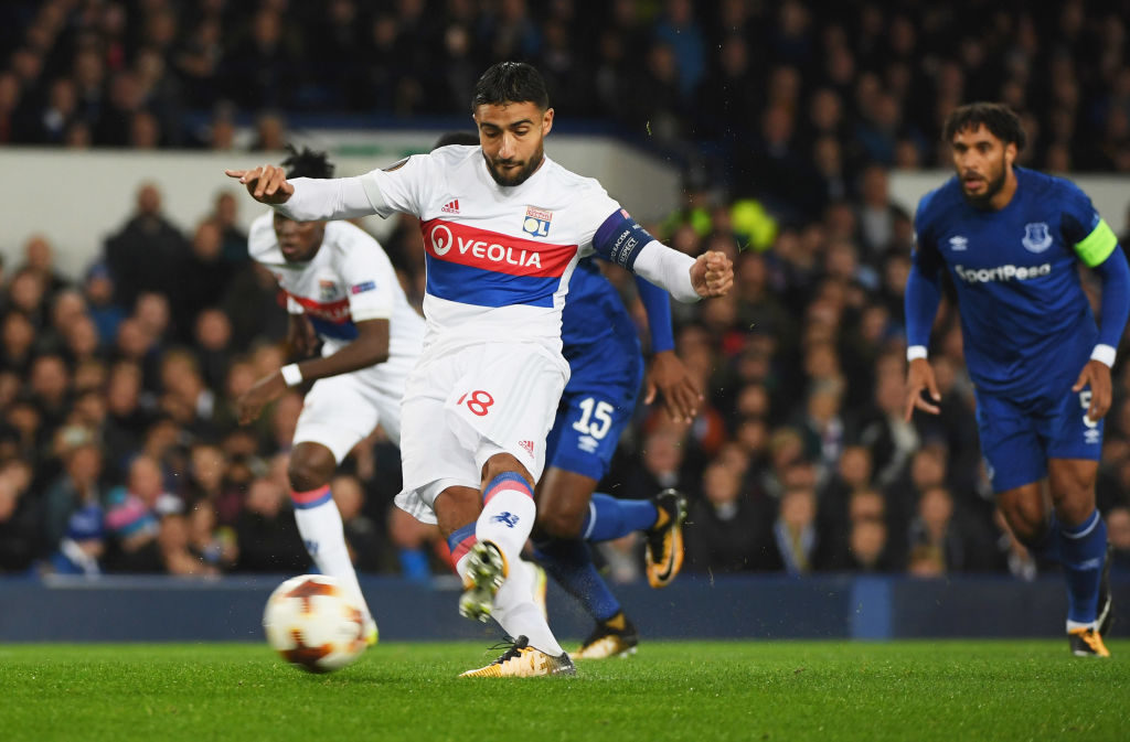 LIVERPOOL, ENGLAND - OCTOBER 19:  Nabil Fekir of Lyon (18) scores their first goal from the penalty spot during the UEFA Europa League Group E match between Everton FC and Olympique Lyon at Goodison Park on October 19, 2017 in Liverpool, United Kingdom.  (Photo by Ross Kinnaird/Getty Images)