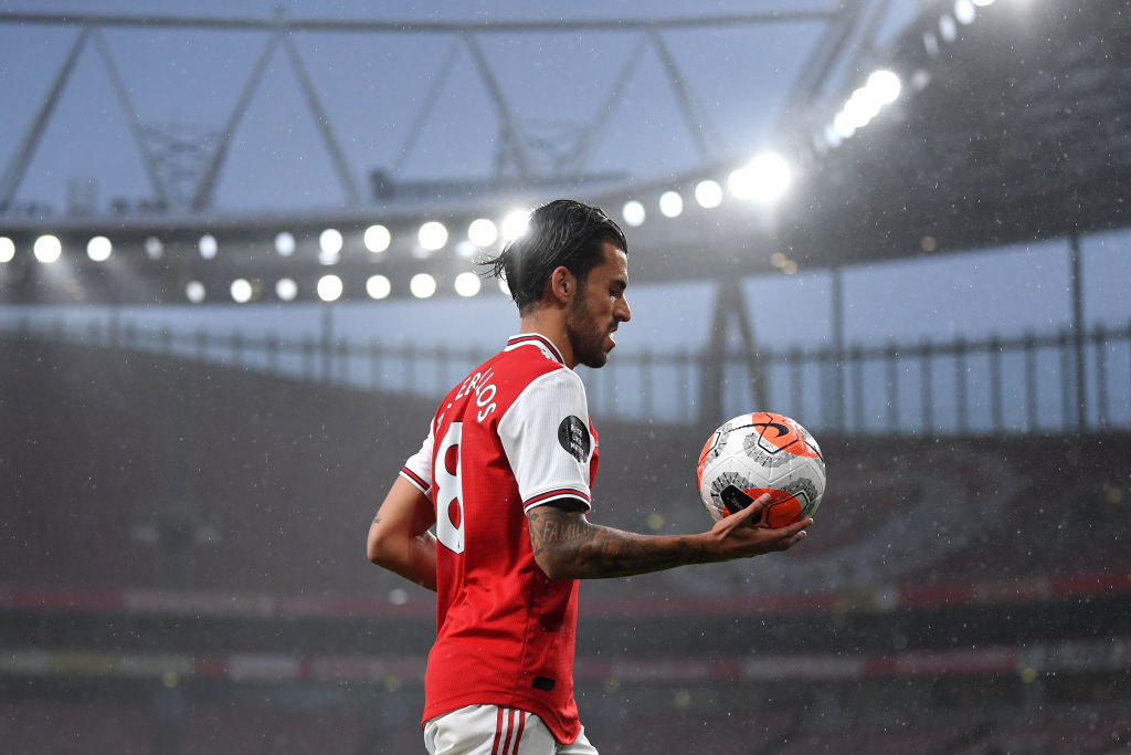 LONDON, ENGLAND - JULY 07: Dani Ceballos of Arsenal looks on during the Premier League match between Arsenal FC and Leicester City at Emirates Stadium on July 07, 2020 in London, England. Football Stadiums around Europe remain empty due to the Coronavirus Pandemic as Government social distancing laws prohibit fans inside venues resulting in all fixtures being played behind closed doors. (Photo by Michael Regan/Getty Images)