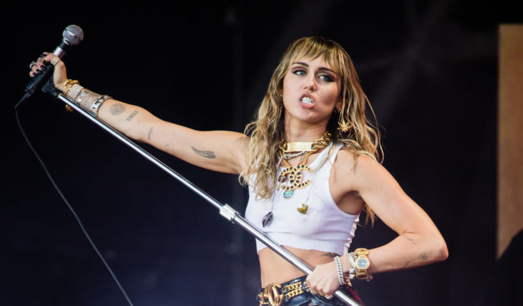 Miley Cyrus says she was 'chased by a UFO' and other celeb alien encounters