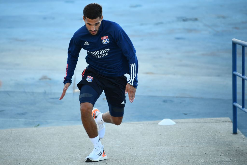 Report: Lyon agree deal for Houssem Aouar successor, Arsenal on alert