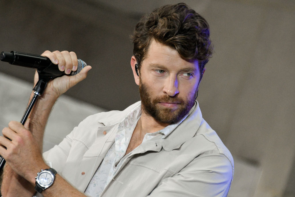 Does Brett Eldredge have a wife or girlfriend? Country singer's dating history explored