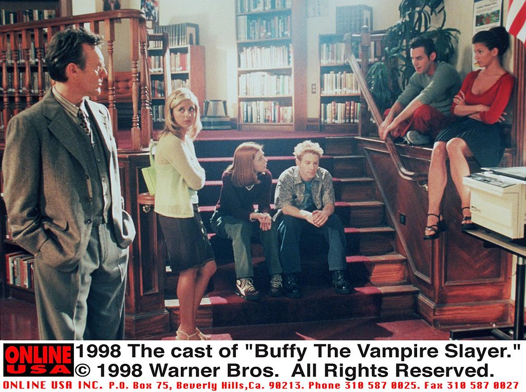 What is the right order to watch Buffy and Angel? The ultimate episode guide