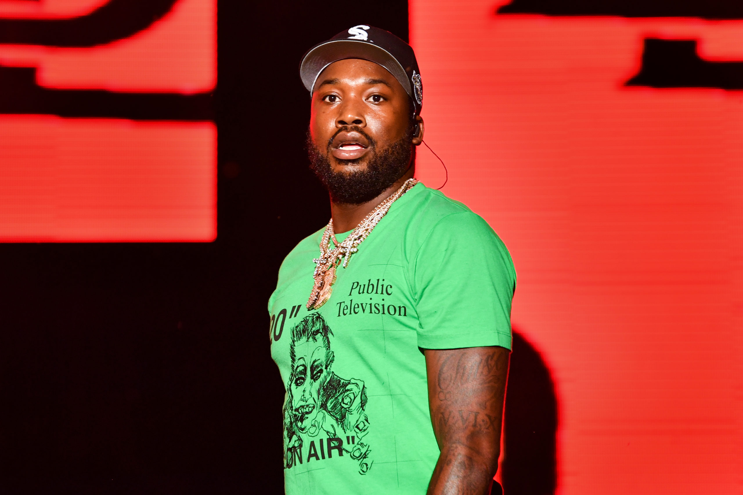 Meek Mill water controversy explained: Twitter lambasts rapper for Instagram story