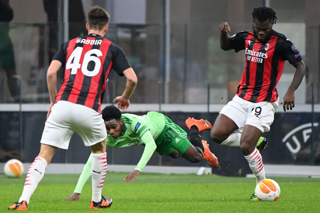 Verona vs ac milan. Фримпонг Байер. Jeremie Frimpong.