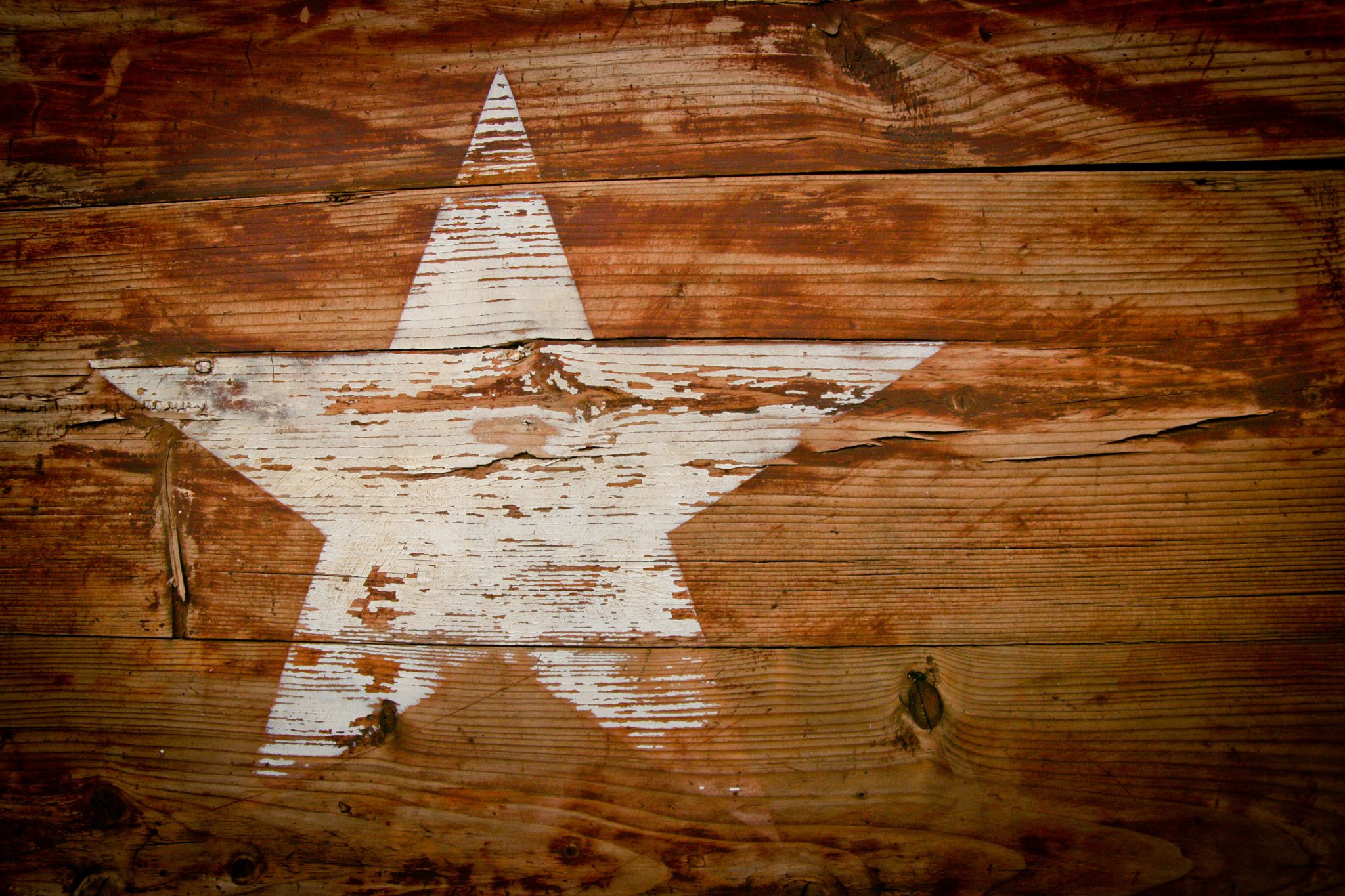 Myth or fact What does a metal star on a house mean?