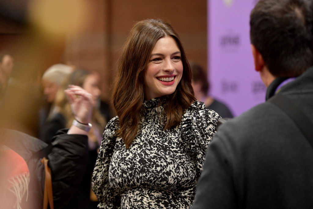 Does Anne Hathaway smoke? Fans curious about actress's health and habits