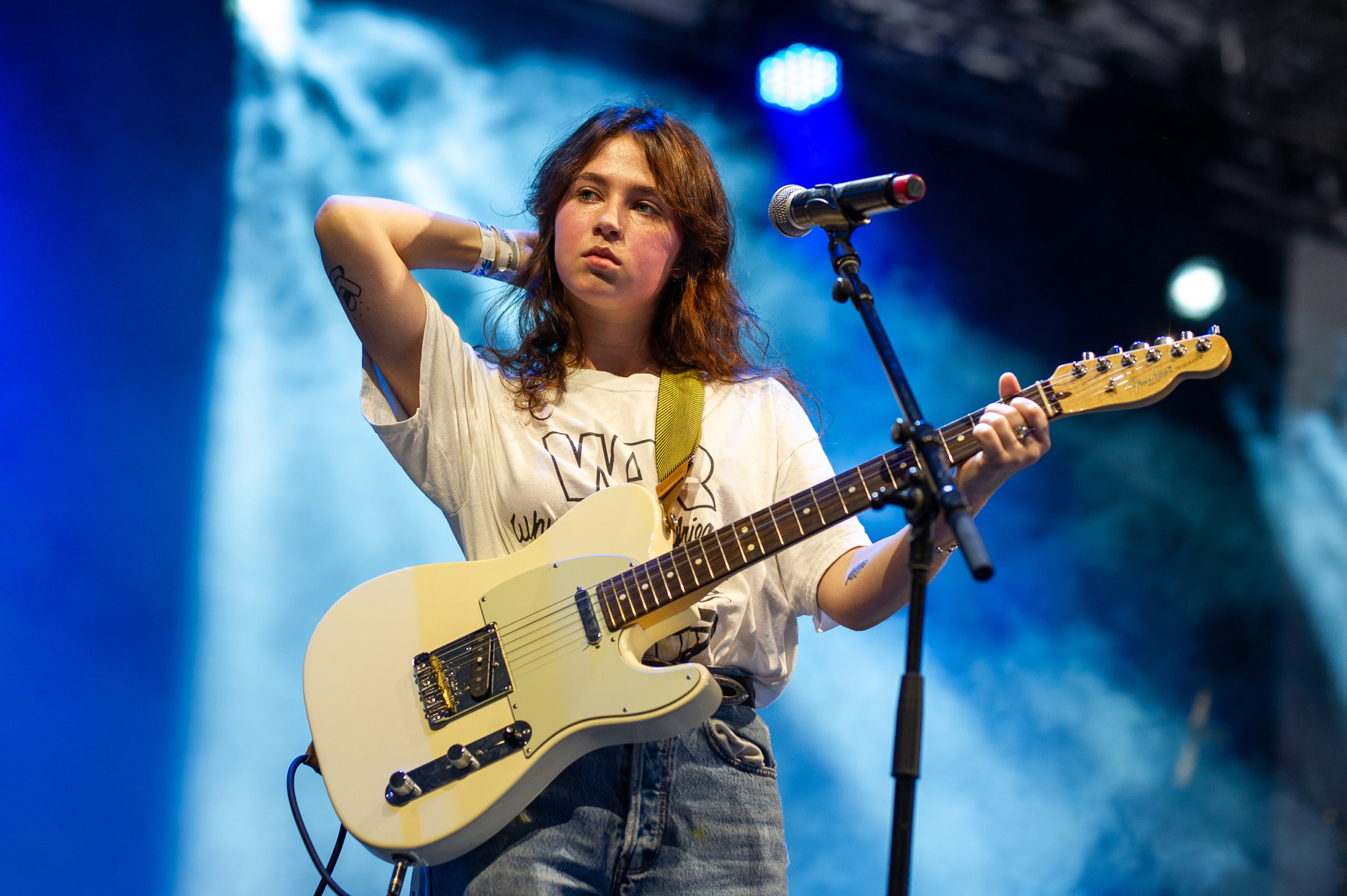 Who are Clairo's parents? Meet the singer's famous dad Geoff Cottrill