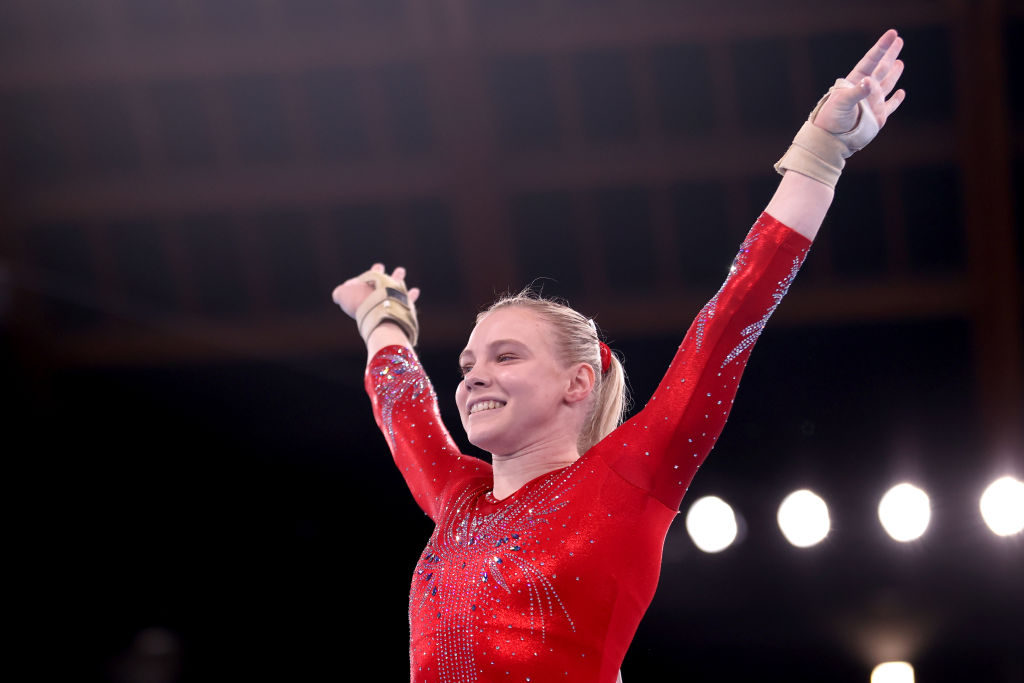 Who is Jade Carey's coach? AZ gymnast and dad Brian Carey make it to Olympic finals
