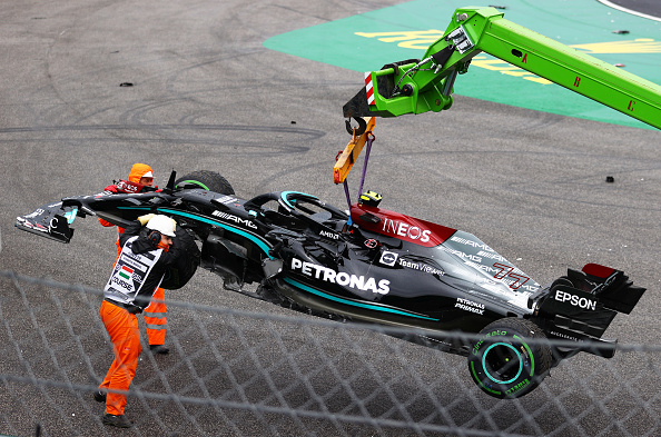 F1: Twitter reacts to Valtteri Bottas crash on first lap at Hungarian GP