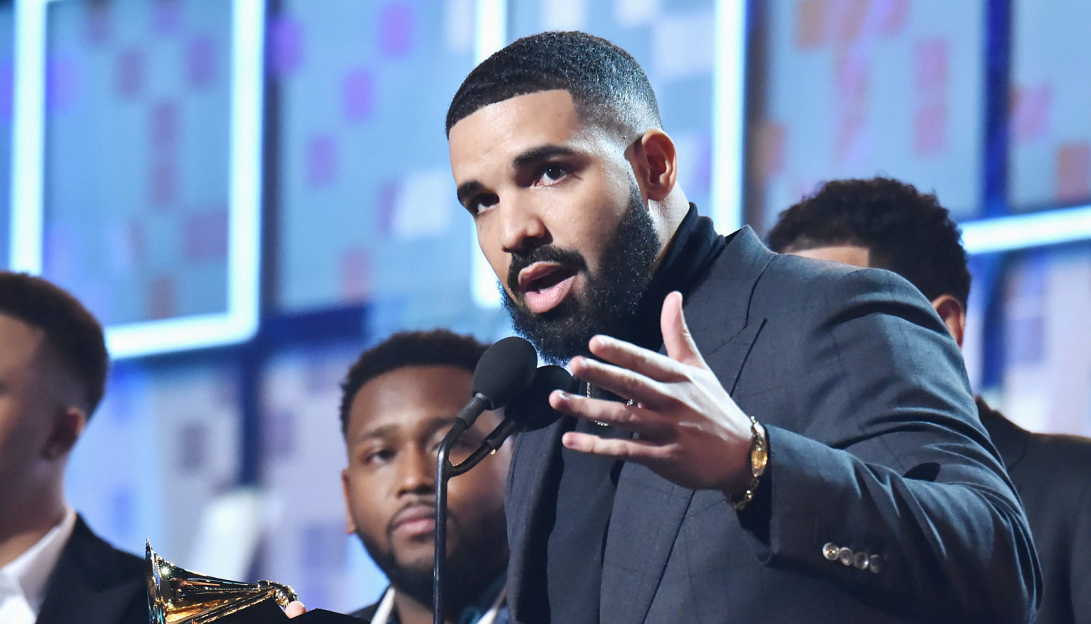 Meaning Of Kanye s on GD Explored As Drake Diss Goes Viral