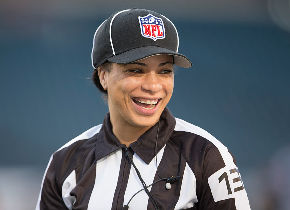 How many female referees are in the NFL in 2022?