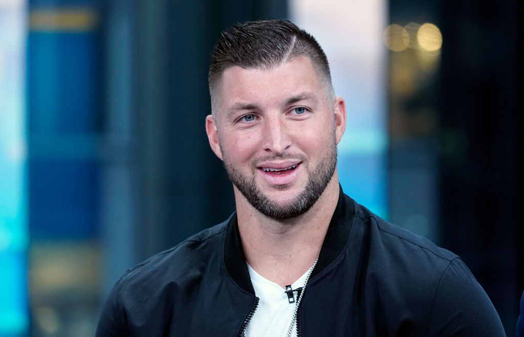 Tebow produces plenty of buzz — but no hits — for Mets