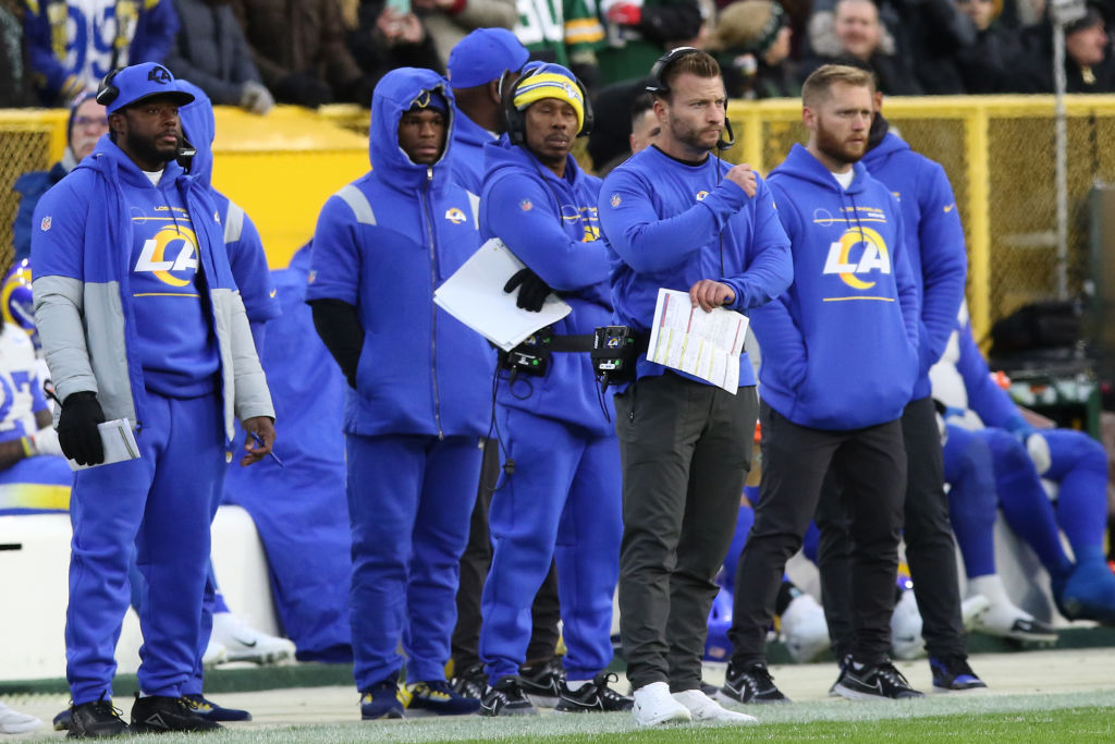 When did the Rams move back to Los Angeles after lawsuit settled?