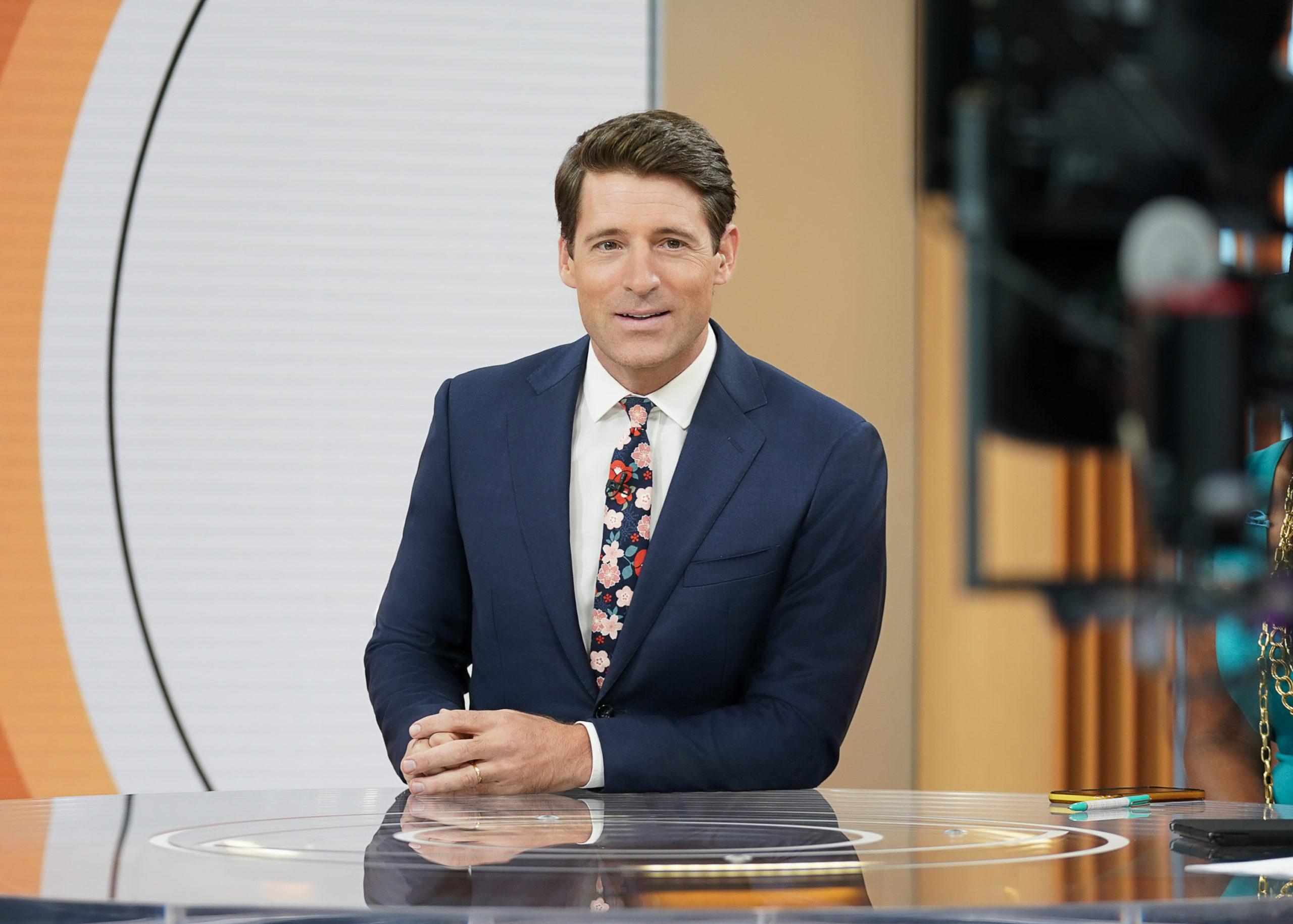 where-is-tony-dokoupil-on-cbs-this-morning-and-will-he-return