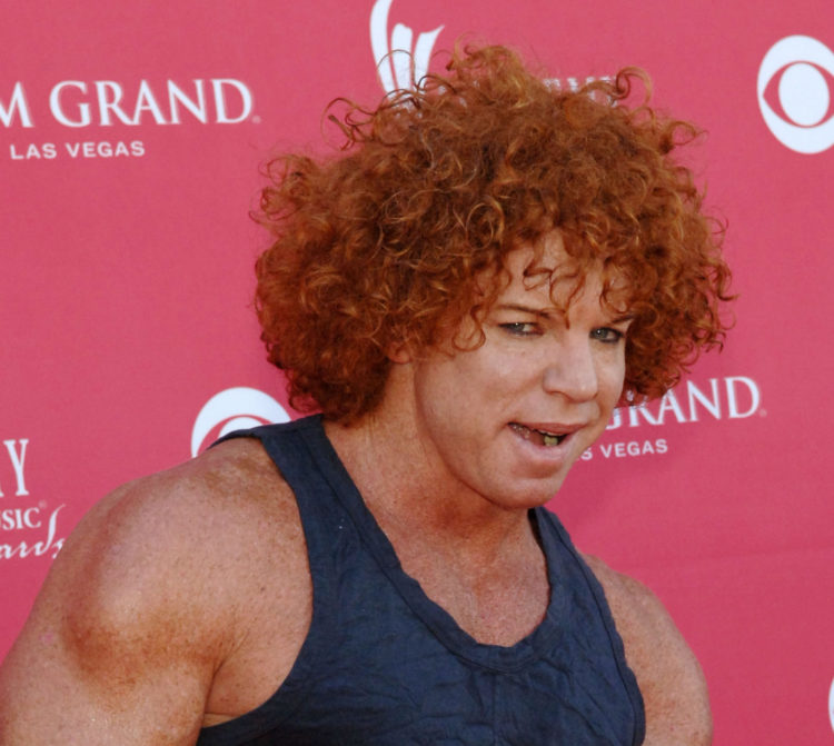 How does Carrot Top get jacked? Comedian spills on Joe Rogan podcast