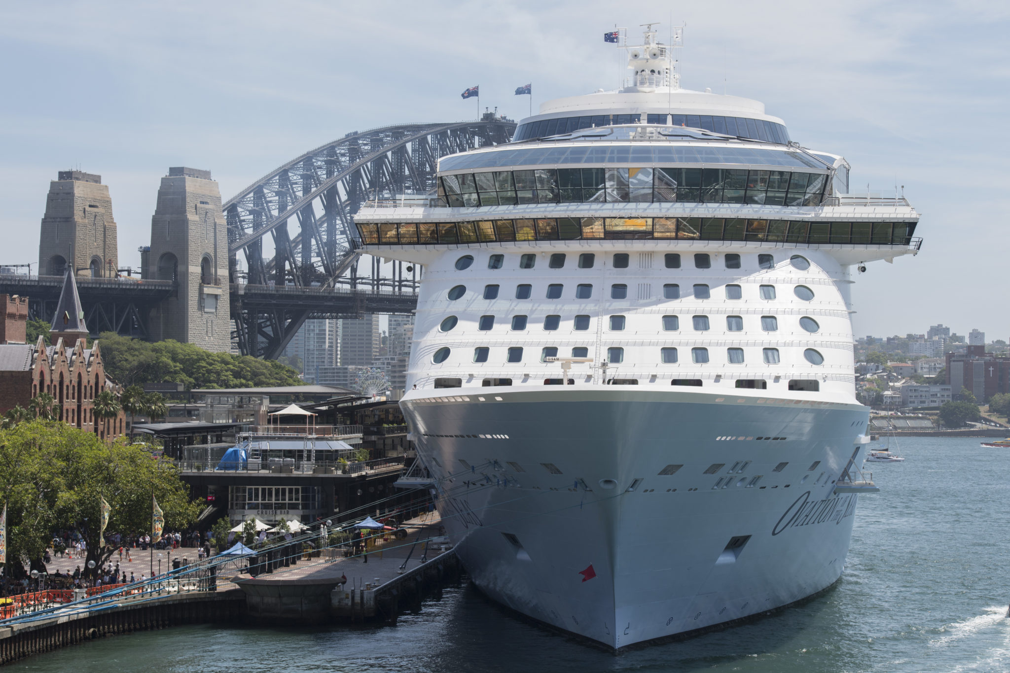 Which Royal Caribbean cruises have been cancelled in 2022?