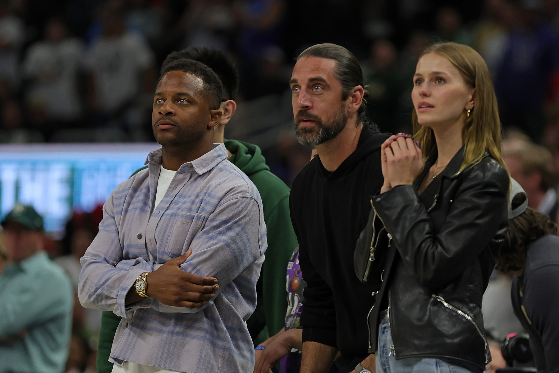 Bucks Owners Daughter Mallory Edens Sits Next To Aaron Rodgers At Game 2 Vs Bulls