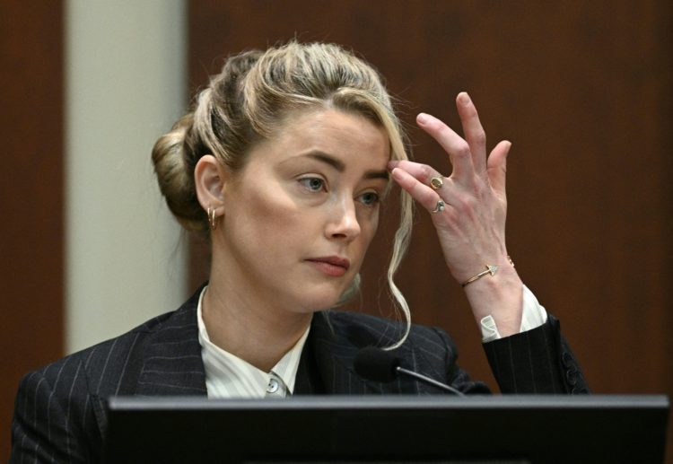 Did Amber Heard reference Carly Simon in court? 'You're So Vain' message explained