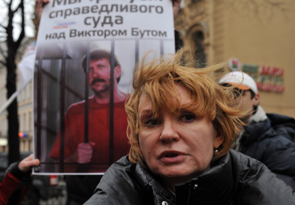 Alla Bout, the wife of the jailed Russia