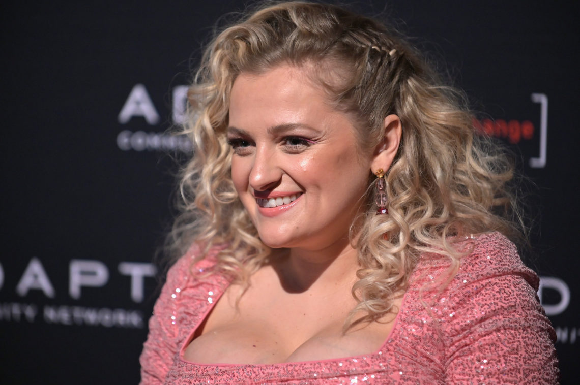 Why is Ali Stroker in a wheelchair? Broadway star pregnant with first baby