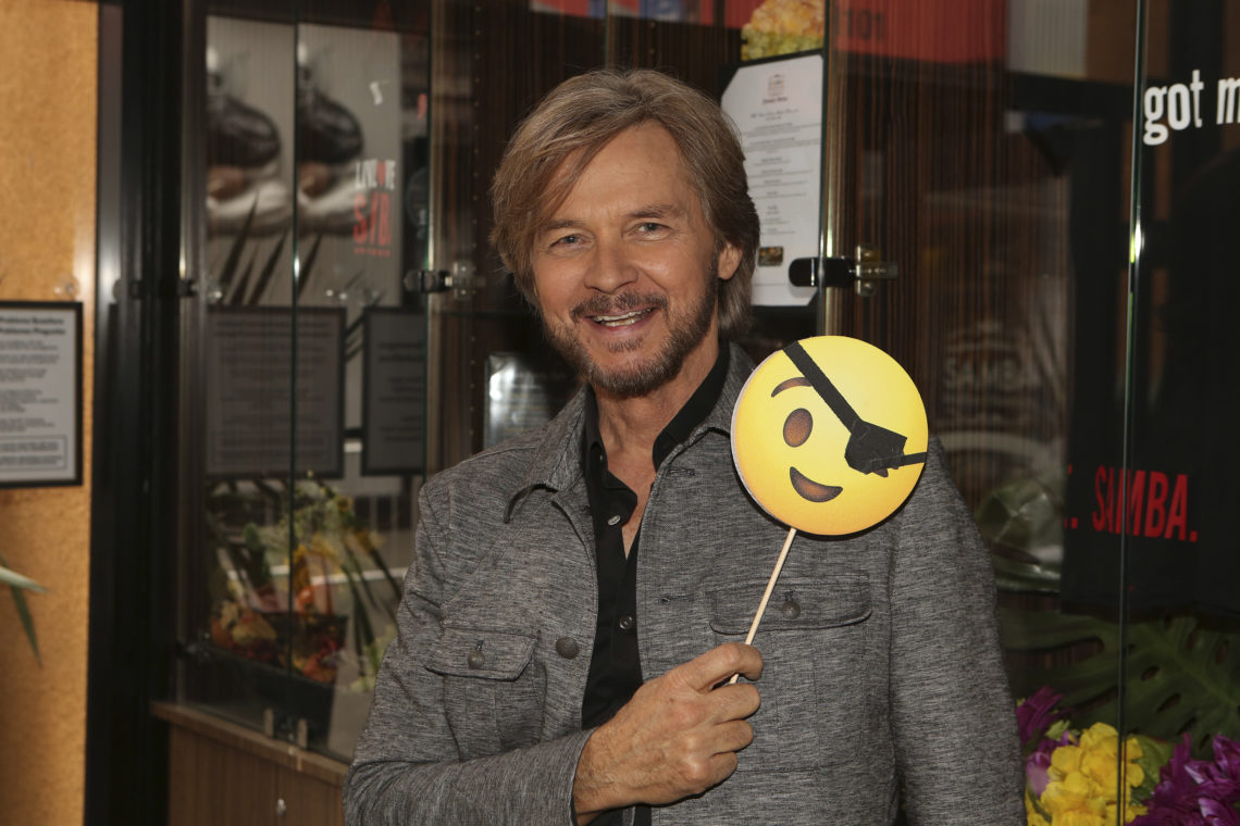 Stephen Nichols' tribute to sister who 'loved life' after losing cancer fight