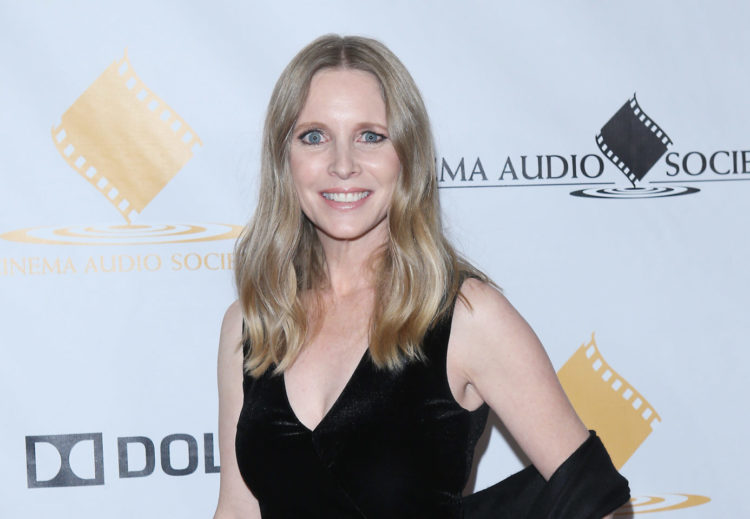 Lauralee Bell appears ageless in IG post as fans say her and daughter 'look like sisters'