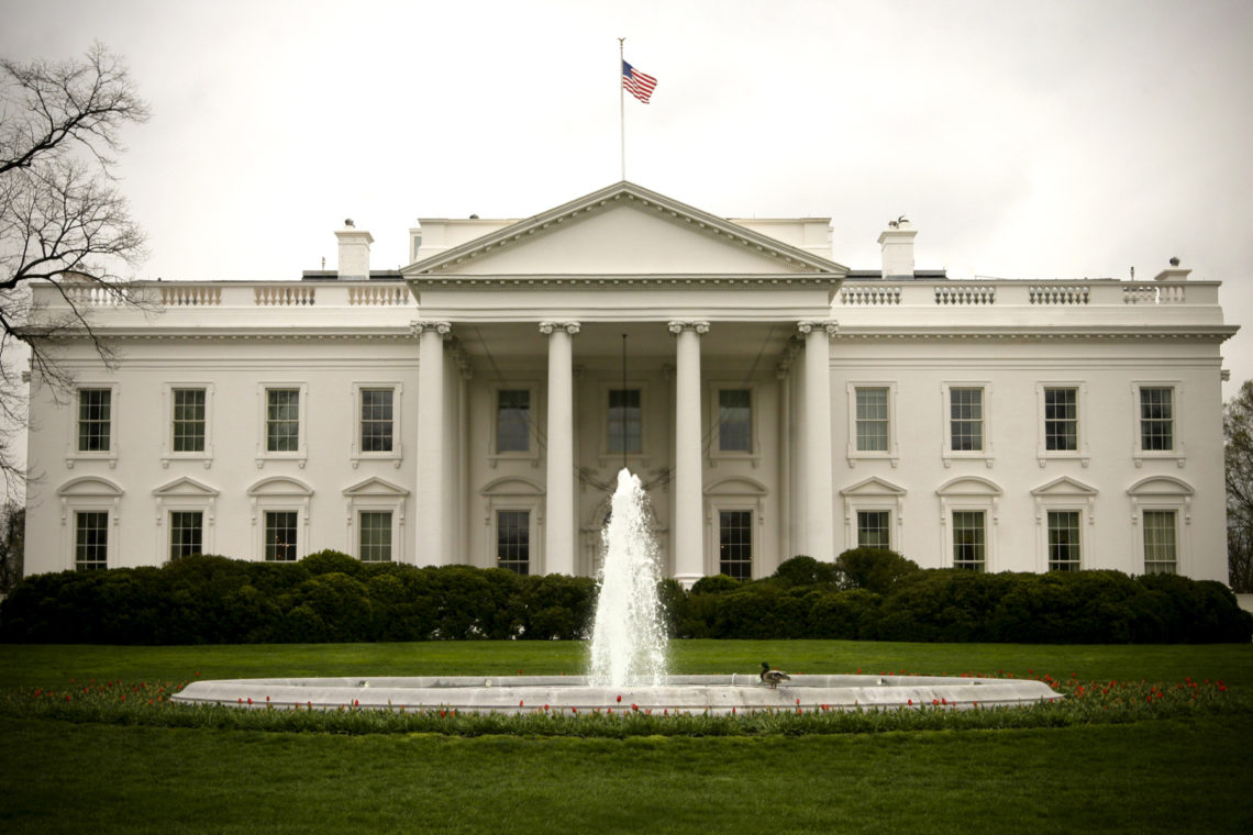 How many fireplaces are there in the White House? ‘Toiletgate’ raises lid