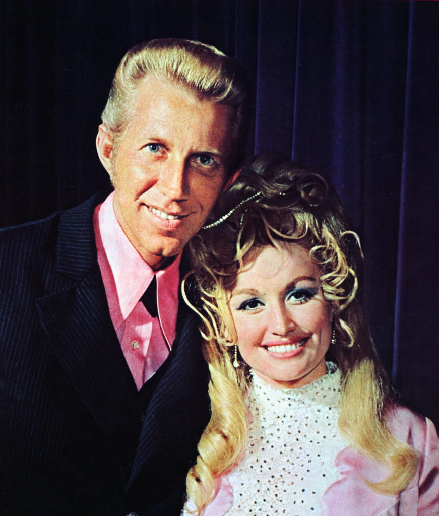 Photo of Dolly PARTON and Porter WAGONER and Dolly PARTON
