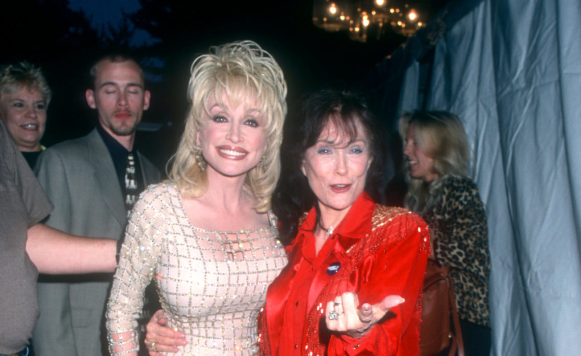 Loretta Lynn isn't related to Dolly Parton but her real sister is also a country star