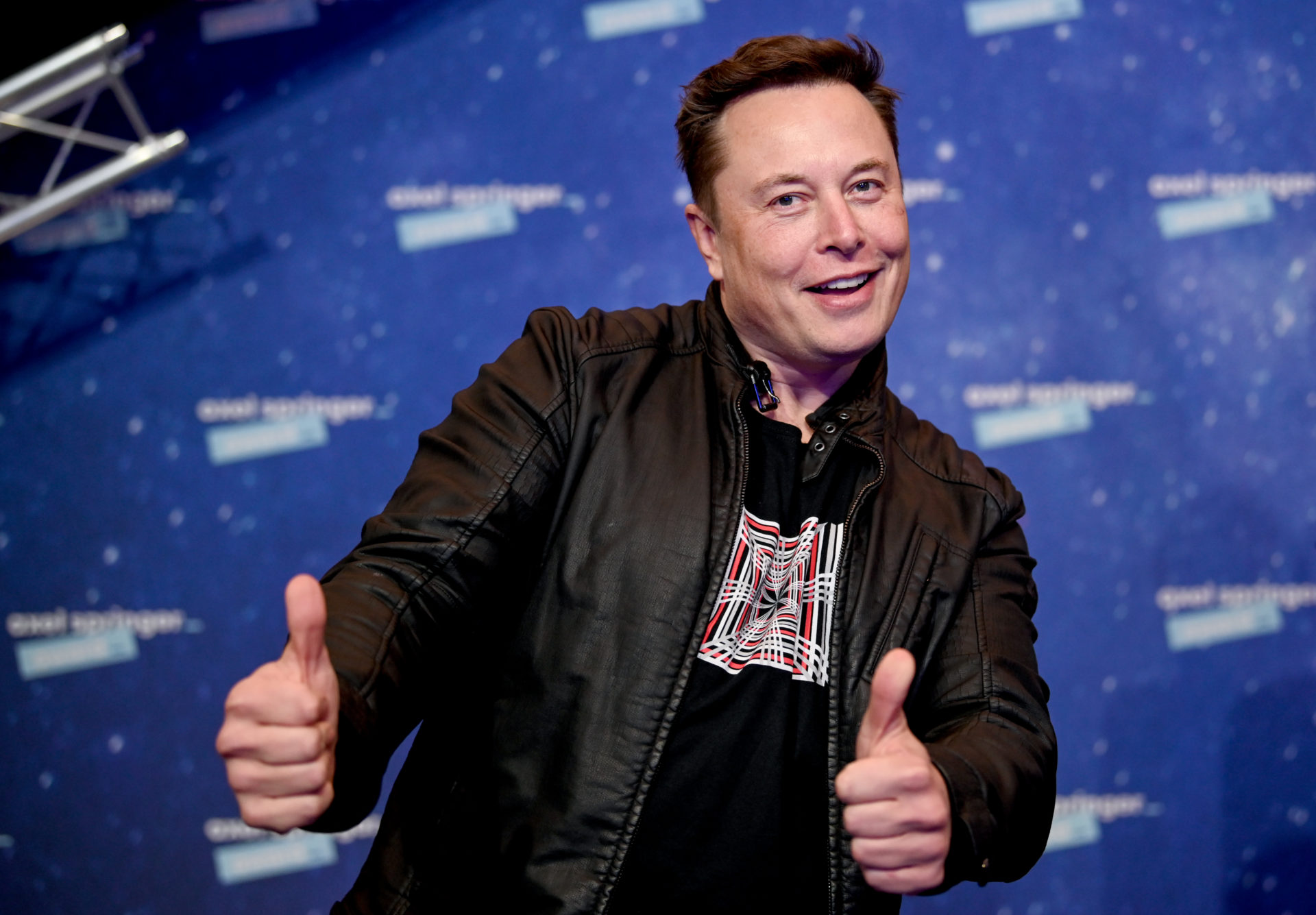 Elon Musk recibió el Premio Axel Springer en Berlín