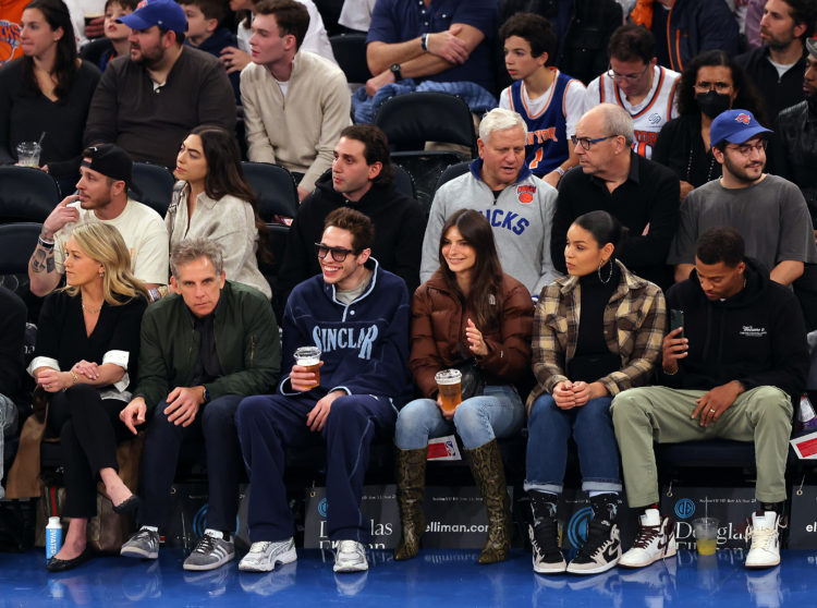 What is Emily Ratajkowski and Pete Davidson's height difference?