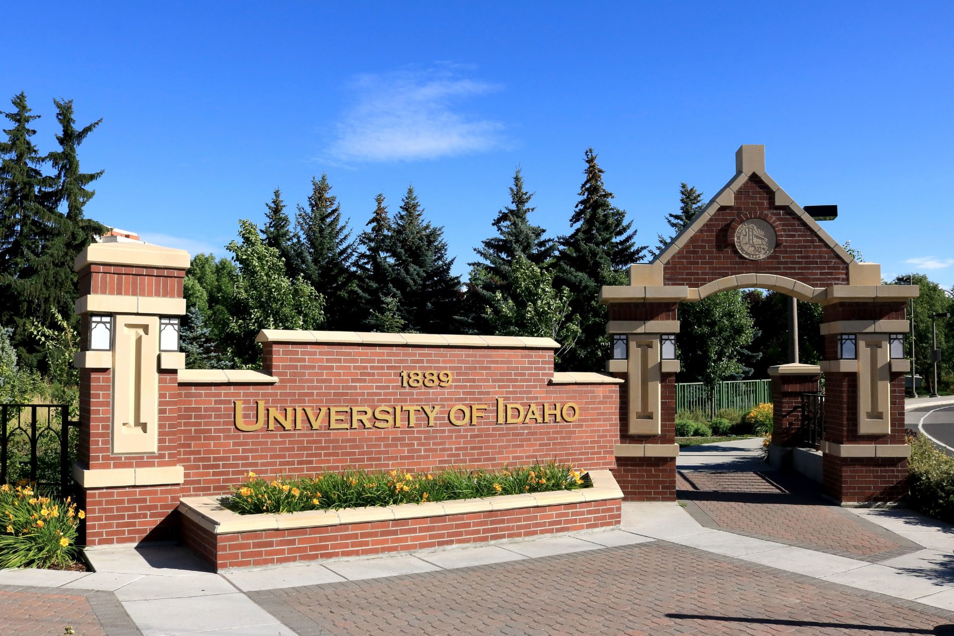 University of Idaho entry sign