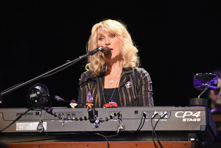 What Fleetwood Mac songs did Christine McVie sing lead?