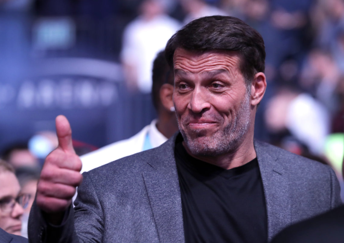 What is Tony Robbins' 2023 Become Unshakeable challenge and how do you join?