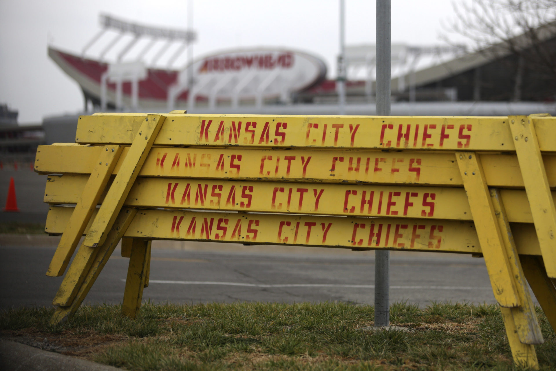 Kansas City Chiefs Player Jovan Belcher Kills Girlfriend, Then Himself At Team Facility