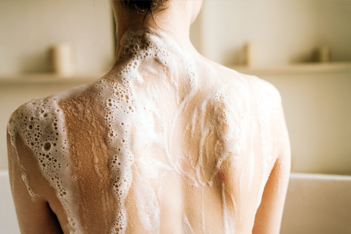 Woman severely allergic to water details her excruciatingly painful ...